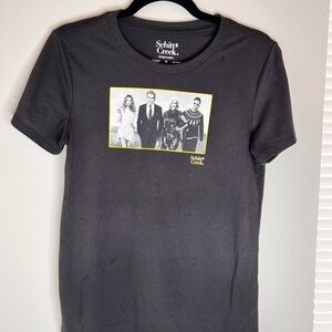 ☀️SCHITT’S Creek Graphic Tee size M